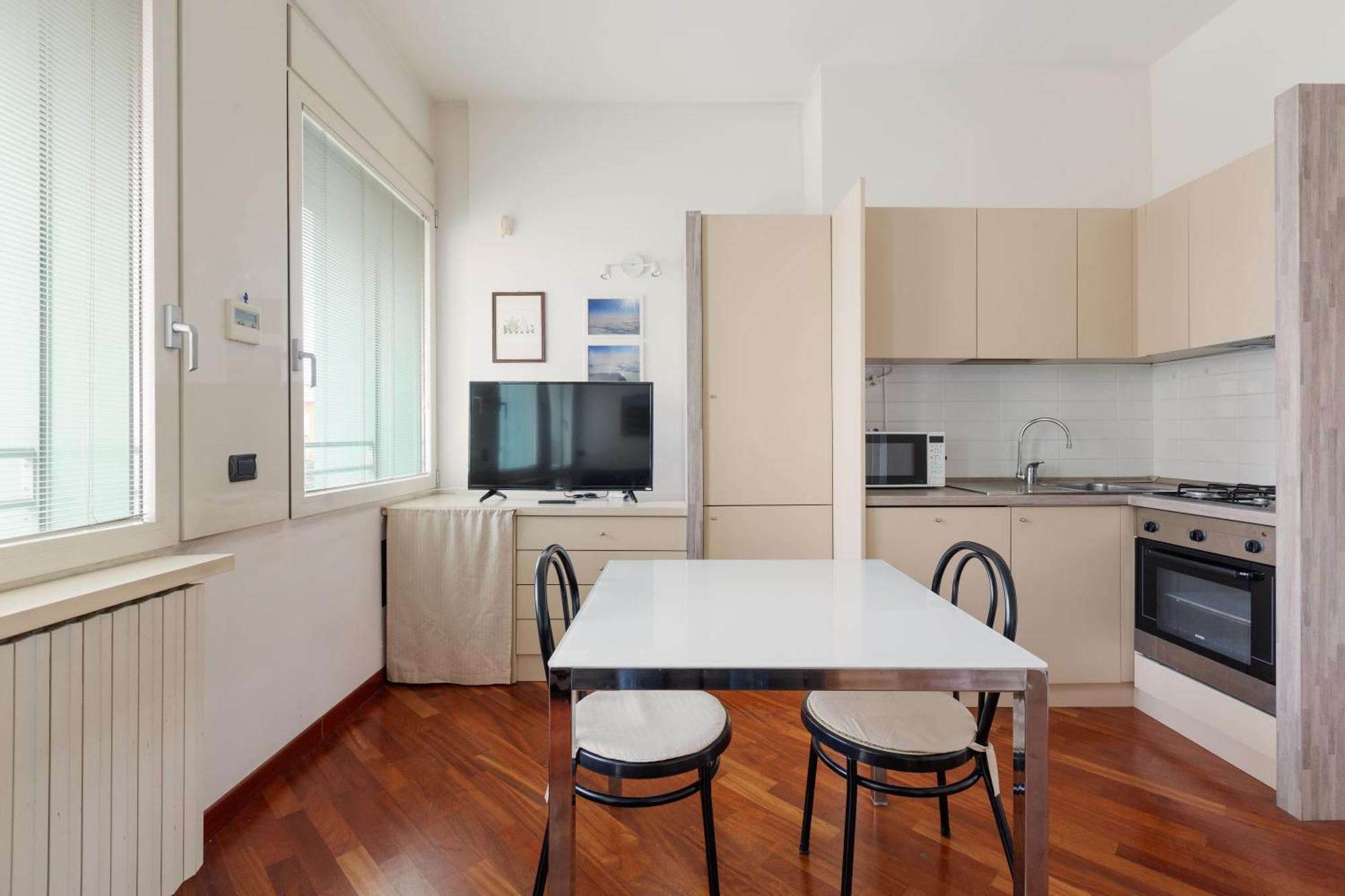 Bright & Comfy Apartment With Parking Milan Extérieur photo