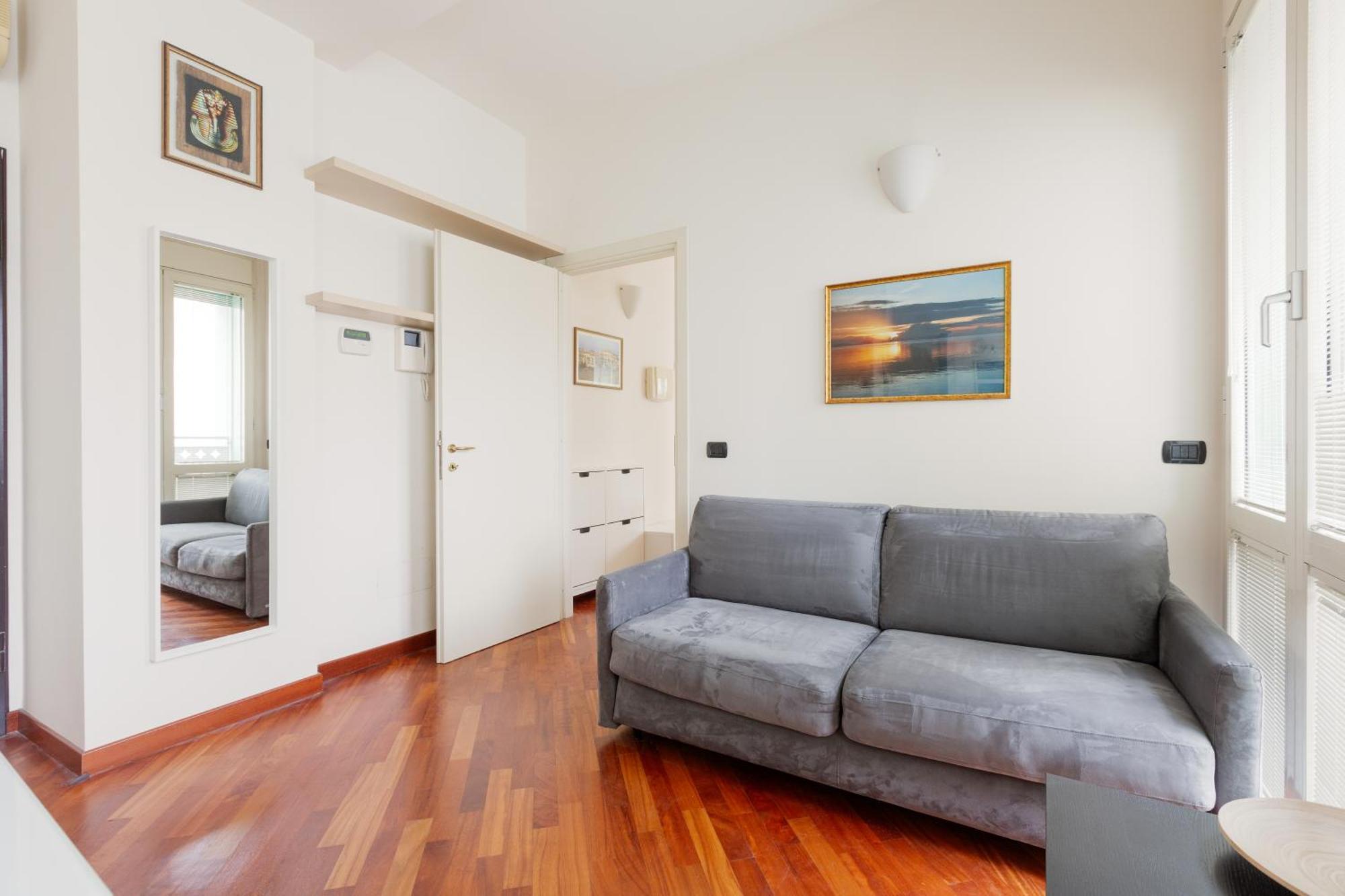 Bright & Comfy Apartment With Parking Milan Extérieur photo